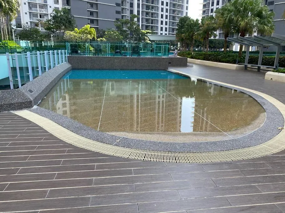 Cozy Family Suite Kepong Desapark Montkiara Publika Mitec Kuala Lumpur 0*,  Malaysia