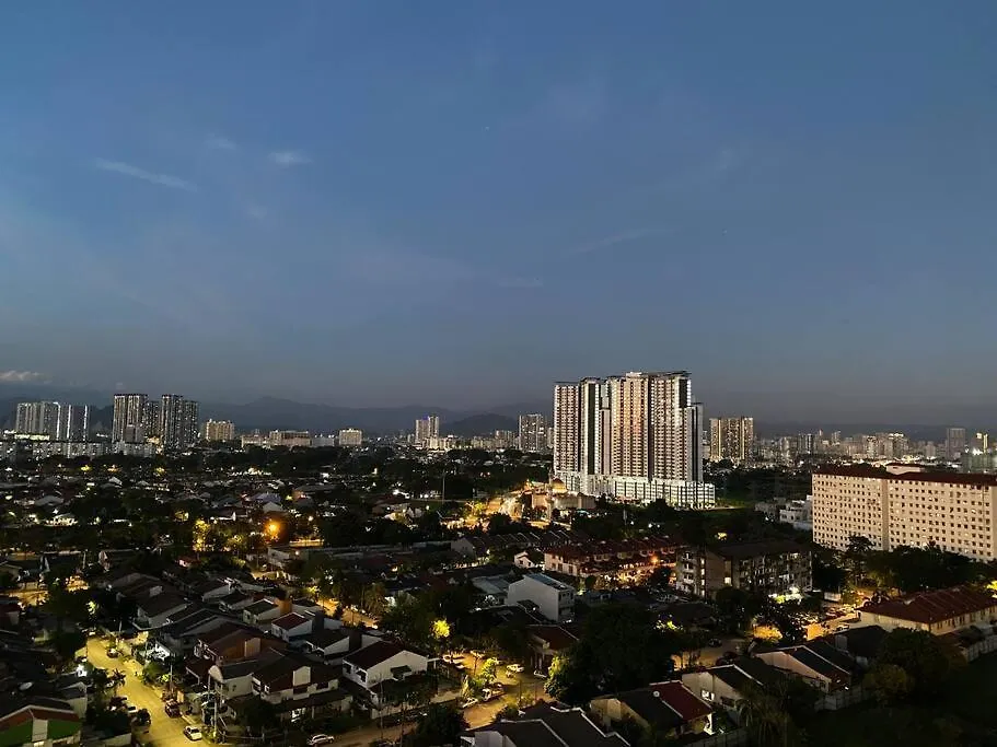 Cozy Family Suite Kepong Desapark Montkiara Publika Mitec Kuala Lumpur 0*,